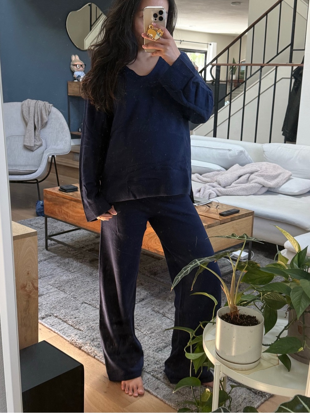 GAP Maternity Women’s Navy V-Neck Sweater + pants set